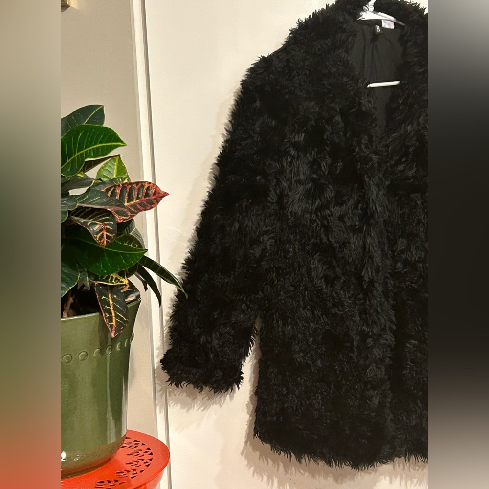never worn oversized black faux fur coat